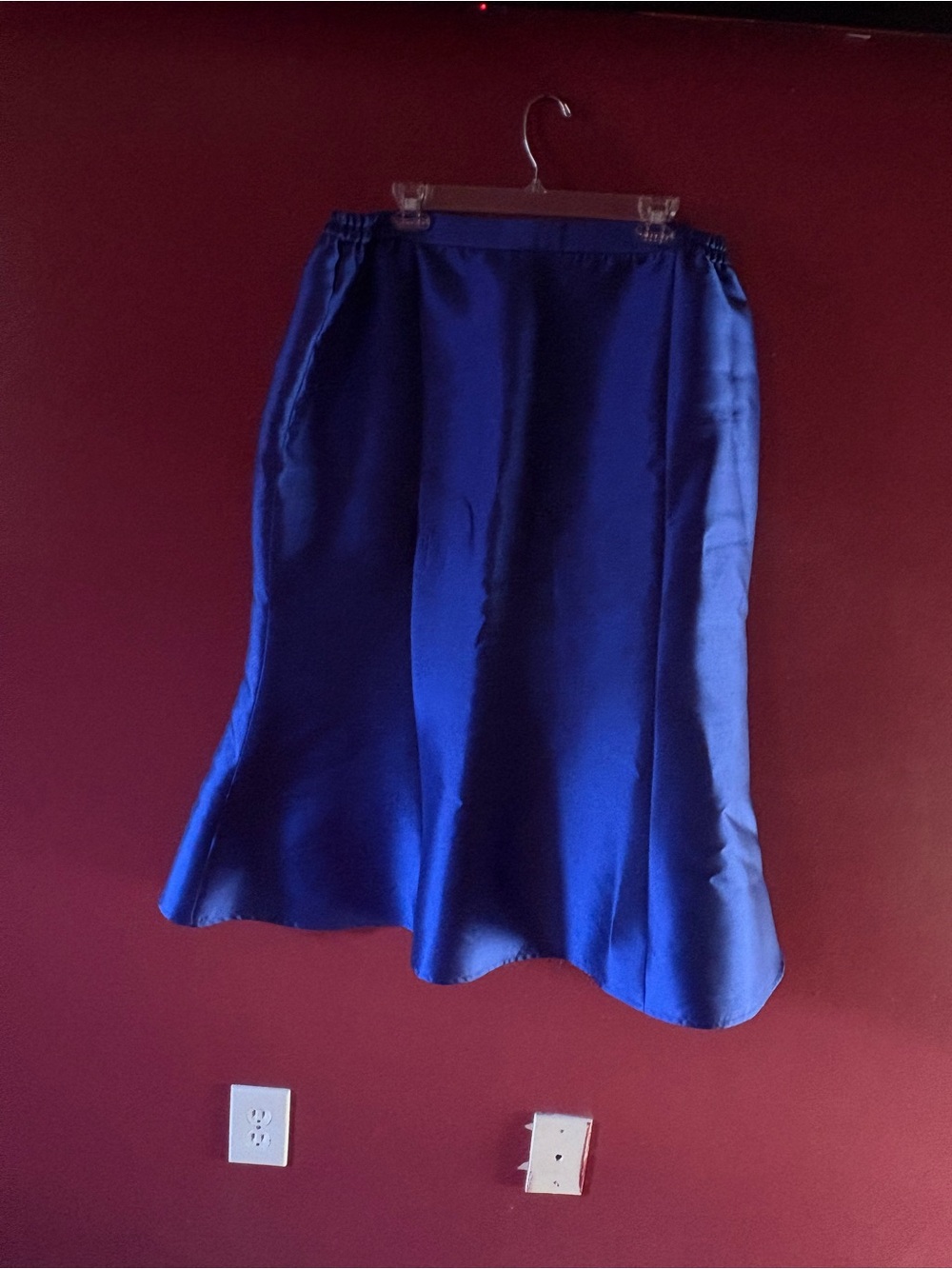 Terramina Royal Blue Women's Blazer comes with a skirt. Slide to see. - Picture 4 of 4